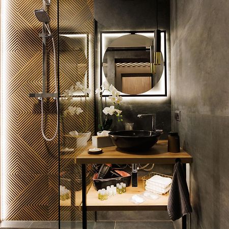 Leo Apartment Suite & Private Spa Zone - Old City Bratislava Eksteriør billede